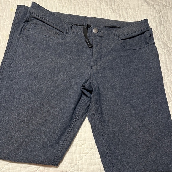 lululemon athletica Gray Men's Pants - Picture 1 of 5